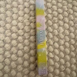 Half Magic Eye Crayon in frostwinkle blue sparkle. New in box. Retails $25